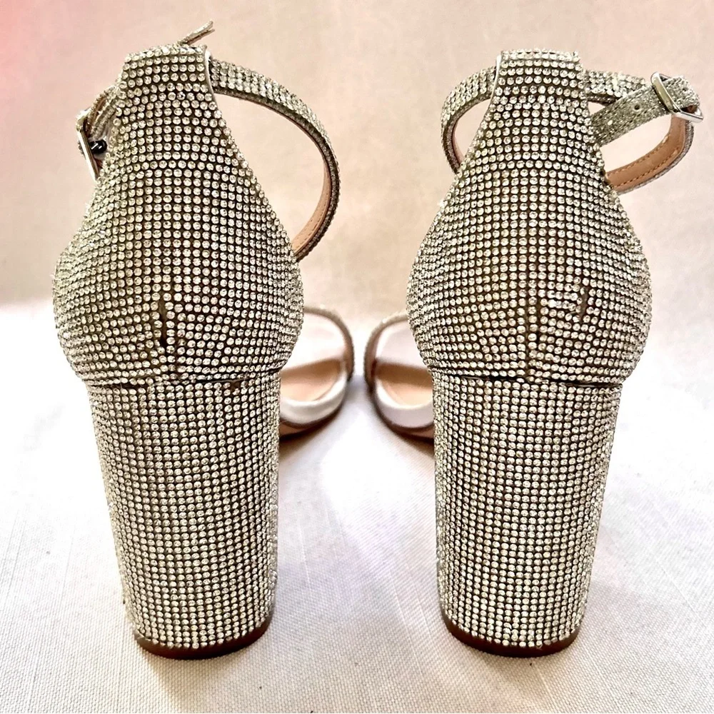 Steve Madden Spark Silver Size 9 Sandals Rhinestone Strappy Heels Ankle Strap